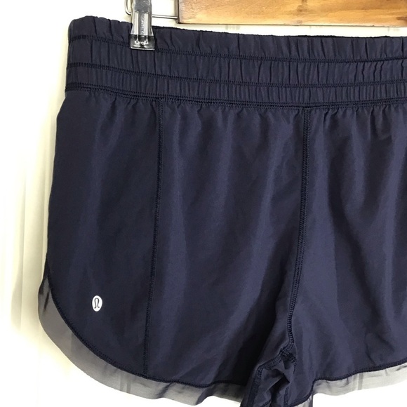 Lululemon Anew Short in Midnight Navy Size 10. - Picture 7 of 11